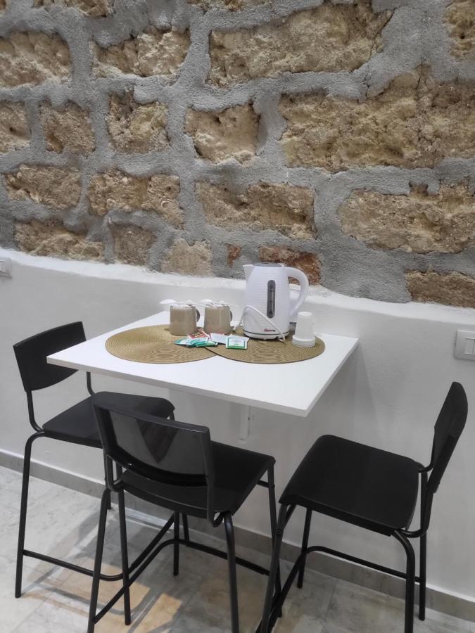 La Casetta Nel Vicolo Palermo Bagian luar foto